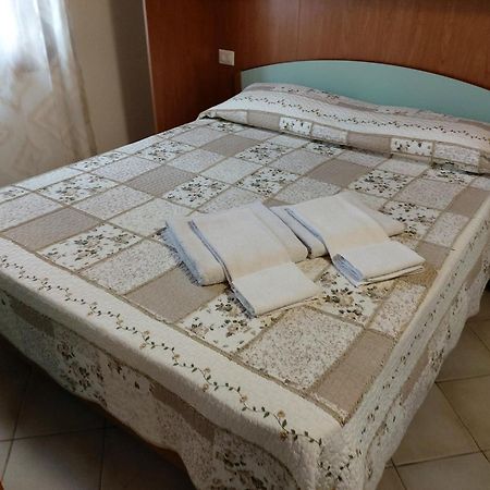 I Ginepri Guest House Ольбія Екстер'єр фото